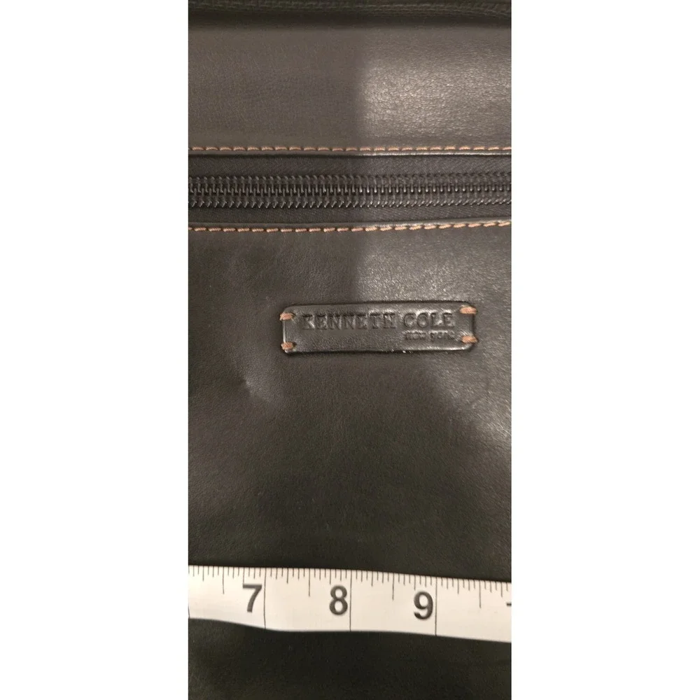 Kenneth Cole Reaction Laptop‎ Messenger Laptop Briefcase Genuine Pebbled leather
